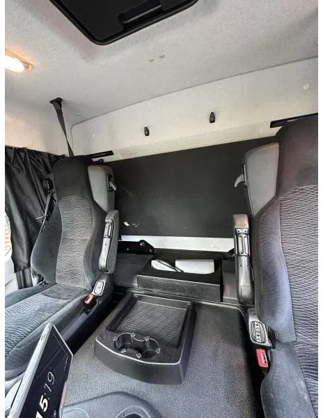 Podvozek s kabinou Mercedes-Benz 2532 LL 6x2 LANGES Fahrgestell Intarder Lenkachse: obrázok 20