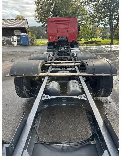 Podvozek s kabinou Mercedes-Benz 2532 LL 6x2 LANGES Fahrgestell Intarder Lenkachse: obrázok 10