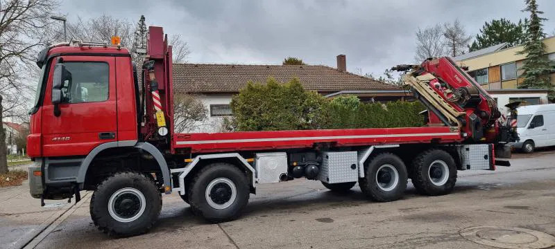 Mercedes-Benz AK 8X8 FASSI 660 EINZELBER SEILWINDE - Auto s hydraulickou rukou: obrázok 1 Mercedes-Benz AK 8X8 FASSI 660 EINZELBER SEILWINDE - Auto s hydraulickou rukou: obrázok 1