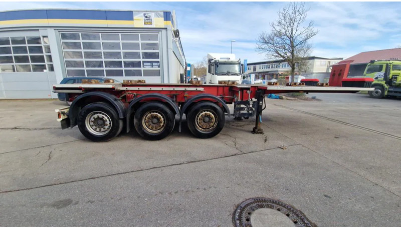 Schwarzmüller kurzes 3- Achs Chassis ADR für Chemie Spezialbehäl kurzes 3- Achs Chassis ADR für Chemie Spezialbehälter - Náves preprava kontajnerov/ Výmenná nadstavba: obrázok 3 Schwarzmüller kurzes 3- Achs Chassis ADR für Chemie Spezialbehäl kurzes 3- Achs Chassis ADR für Chemie Spezialbehälter - Náves preprava kontajnerov/ Výmenná nadstavba: obrázok 3