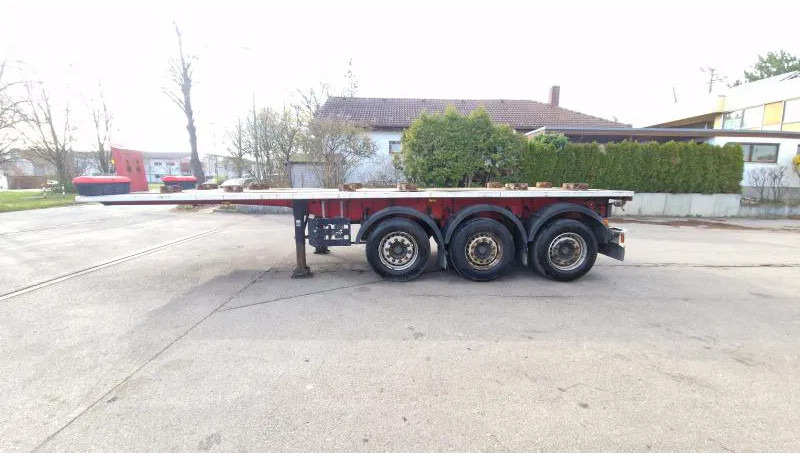 Schwarzmüller kurzes 3- Achs Chassis ADR für Chemie Spezialbehäl kurzes 3- Achs Chassis ADR für Chemie Spezialbehälter - Náves preprava kontajnerov/ Výmenná nadstavba: obrázok 1 Schwarzmüller kurzes 3- Achs Chassis ADR für Chemie Spezialbehäl kurzes 3- Achs Chassis ADR für Chemie Spezialbehälter - Náves preprava kontajnerov/ Výmenná nadstavba: obrázok 1