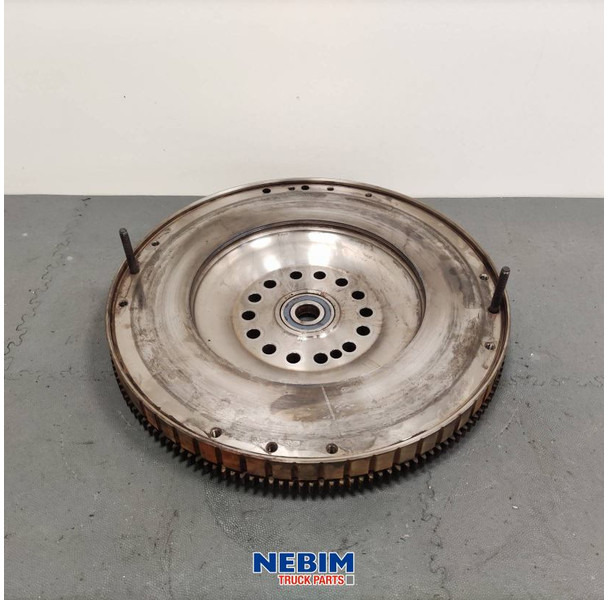 Volvo Volvo - 21630898 - Vliegwiel FH4 / FM4 - Náhradný diel pre Nákladné auto: obrázok 1 Volvo Volvo - 21630898 - Vliegwiel FH4 / FM4 - Náhradný diel pre Nákladné auto: obrázok 1