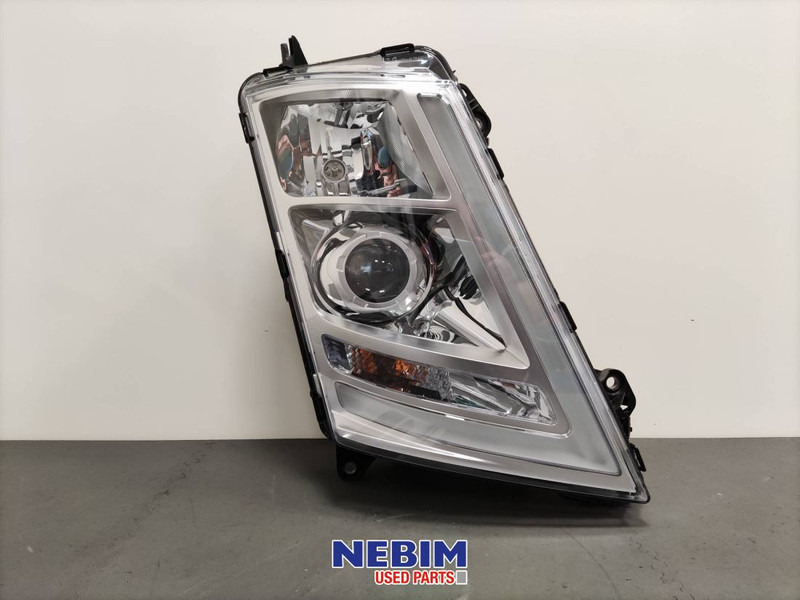 Volvo Volvo - 22239253 - Koplamp Xenon FH4 rechts - Náhradný diel pre Nákladné auto: obrázok 1 Volvo Volvo - 22239253 - Koplamp Xenon FH4 rechts - Náhradný diel pre Nákladné auto: obrázok 1