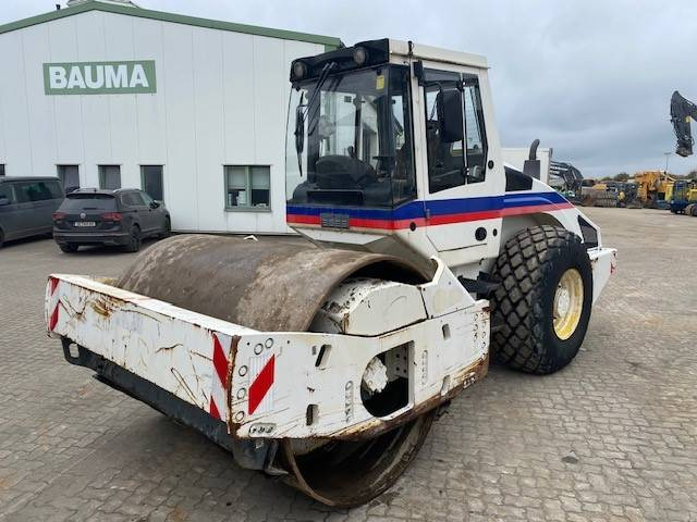 Bomag BW 213 D H-4 BVC - Valec: obrázok 1 Bomag BW 213 D H-4 BVC - Valec: obrázok 1