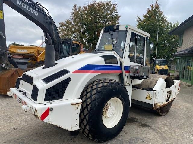 Bomag BW 213 D H-4 BVC - Valec: obrázok 5 Bomag BW 213 D H-4 BVC - Valec: obrázok 5