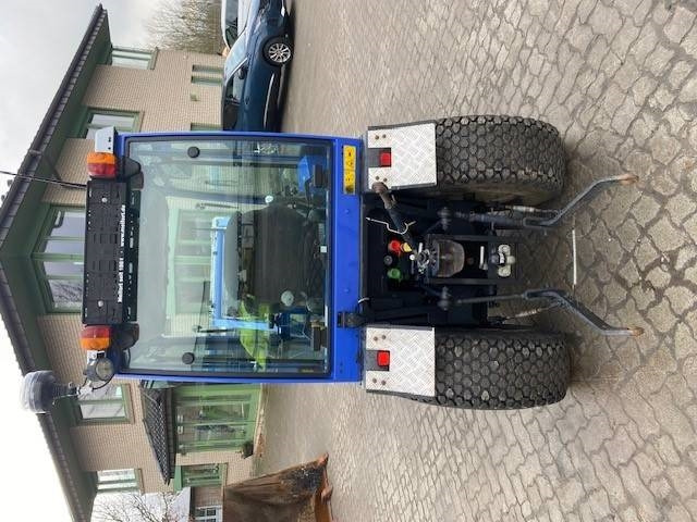Iseki TM 3267 AHL K (12005269) - Kompaktný traktor: obrázok 4 Iseki TM 3267 AHL K (12005269) - Kompaktný traktor: obrázok 4