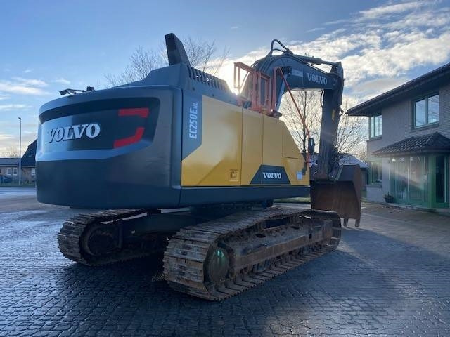 Volvo EC 250 E NL MIETE / RENTAL (12001056) - Pásové rýpadlo: obrázok 4 Volvo EC 250 E NL MIETE / RENTAL (12001056) - Pásové rýpadlo: obrázok 4