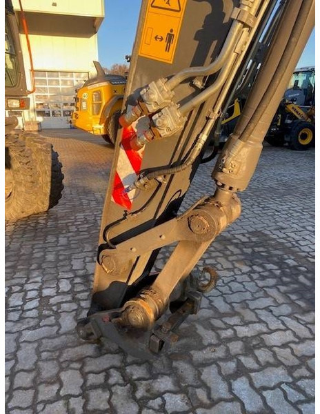 Kolesové rýpadlo Volvo EWR 170 E MIETE / RENTAL (12005642): obrázok 8