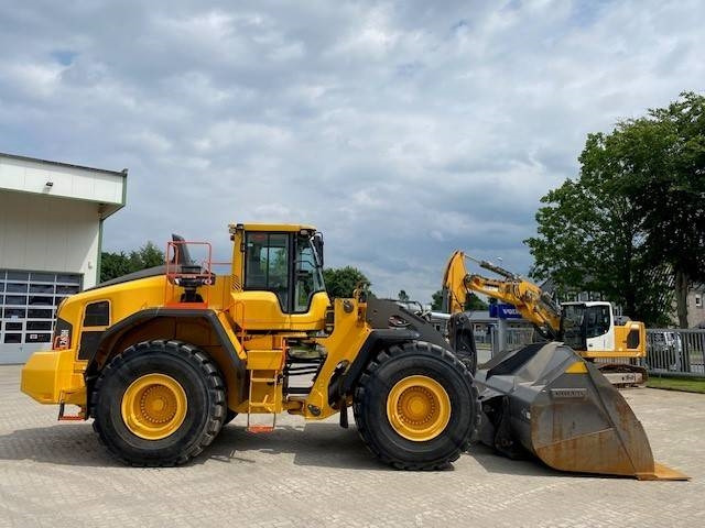 Volvo L 260 H 6.8 cbm MIETE / RENTAL (12002252) - Kolesový nakladač: obrázok 5 Volvo L 260 H 6.8 cbm MIETE / RENTAL (12002252) - Kolesový nakladač: obrázok 5