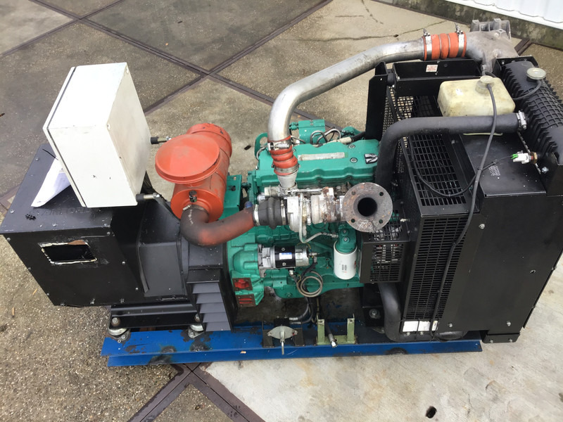Cummins 120KVA GENERATOR QSB4.5 USED - Elektrický generátor: obrázok 5 Cummins 120KVA GENERATOR QSB4.5 USED - Elektrický generátor: obrázok 5