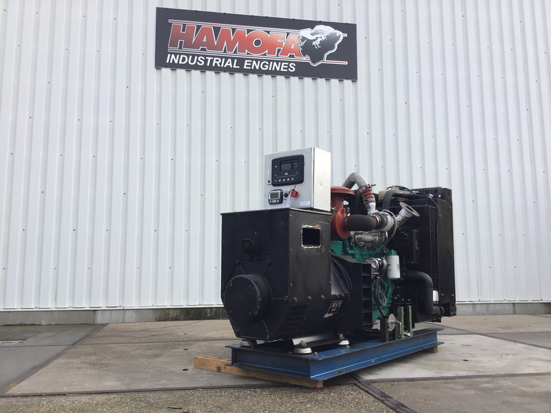 Cummins 120KVA GENERATOR QSB4.5 USED - Elektrický generátor: obrázok 4 Cummins 120KVA GENERATOR QSB4.5 USED - Elektrický generátor: obrázok 4
