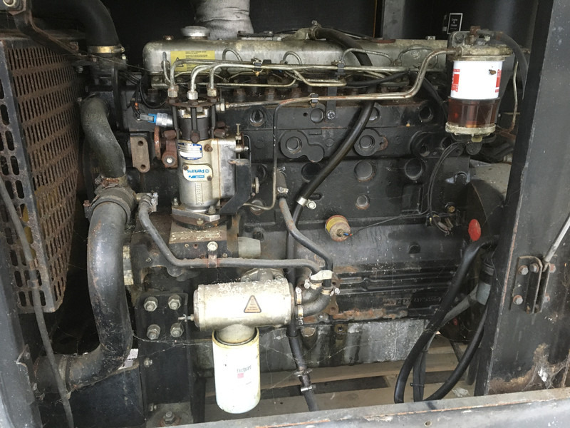 Perkins T6.354.4 GENERATOR 87 KVA USED - Elektrický generátor: obrázok 5 Perkins T6.354.4 GENERATOR 87 KVA USED - Elektrický generátor: obrázok 5