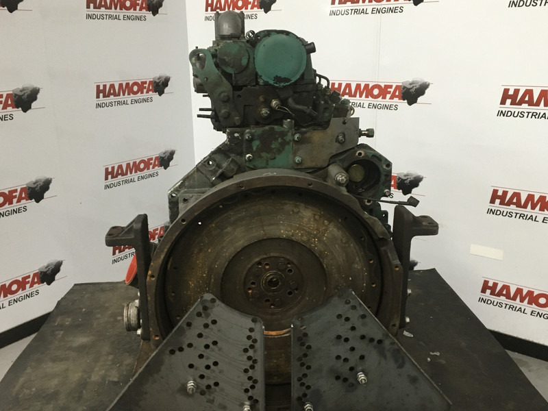 Volvo D7D LBE2 USED - Stavebné stroje: obrázok 3 Volvo D7D LBE2 USED - Stavebné stroje: obrázok 3