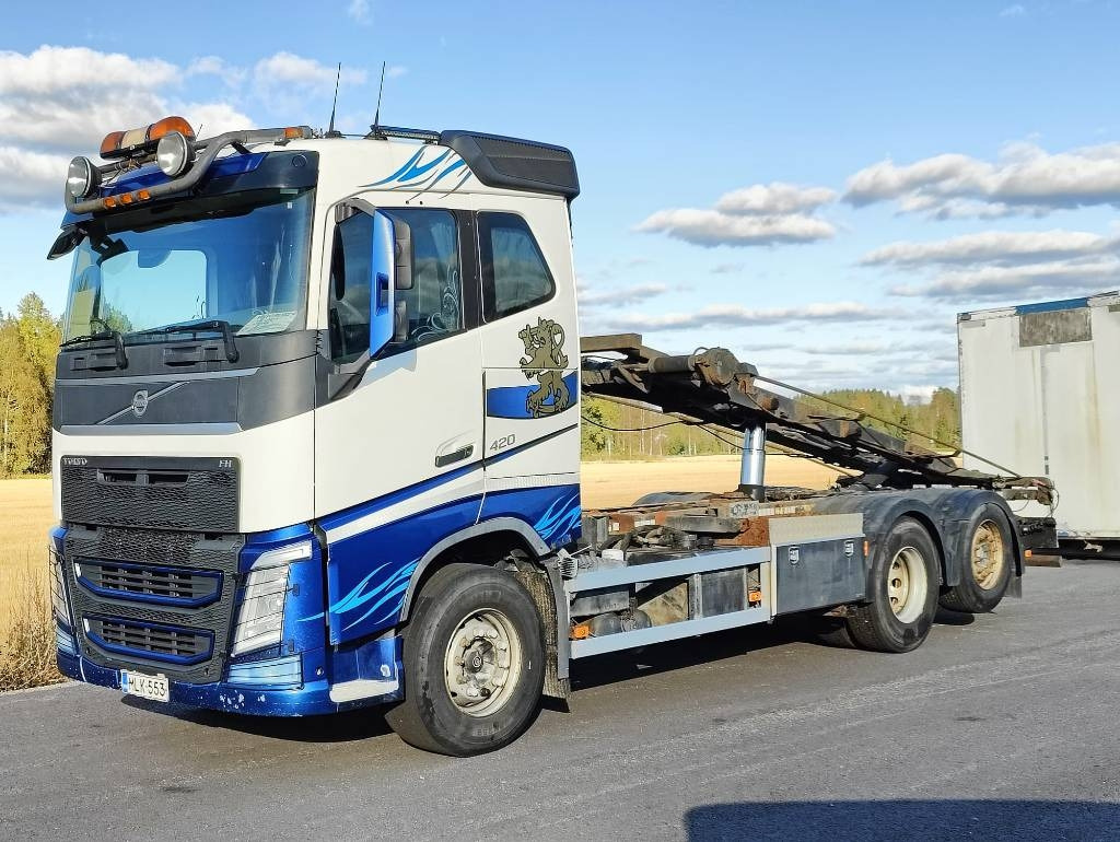 Volvo FH 13 420 - Ramenový nosič kontajnerov: obrázok 1 Volvo FH 13 420 - Ramenový nosič kontajnerov: obrázok 1