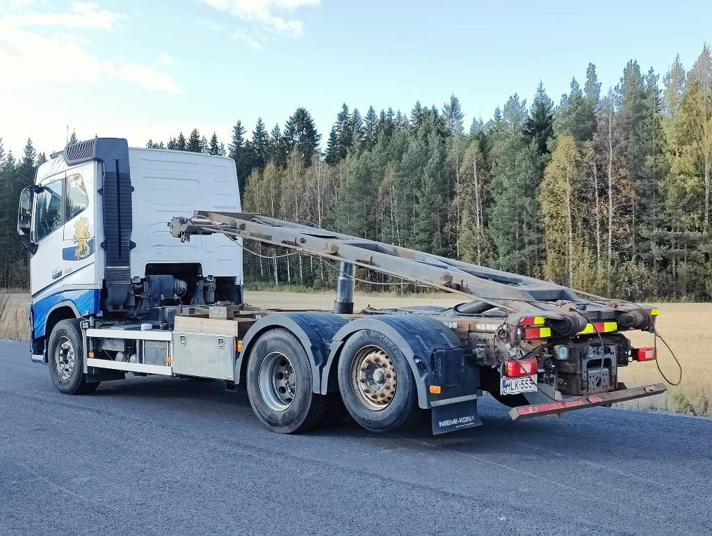 Volvo FH 13 420 - Ramenový nosič kontajnerov: obrázok 3 Volvo FH 13 420 - Ramenový nosič kontajnerov: obrázok 3