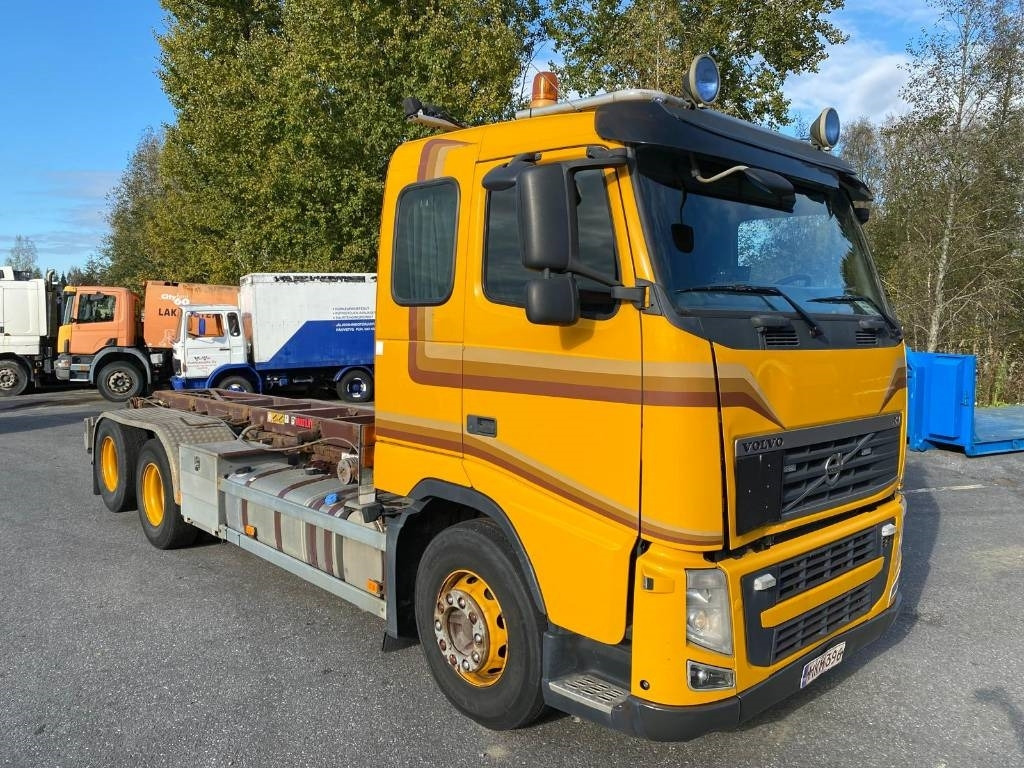 Volvo FH 13 420 - Ramenový nosič kontajnerov: obrázok 2 Volvo FH 13 420 - Ramenový nosič kontajnerov: obrázok 2