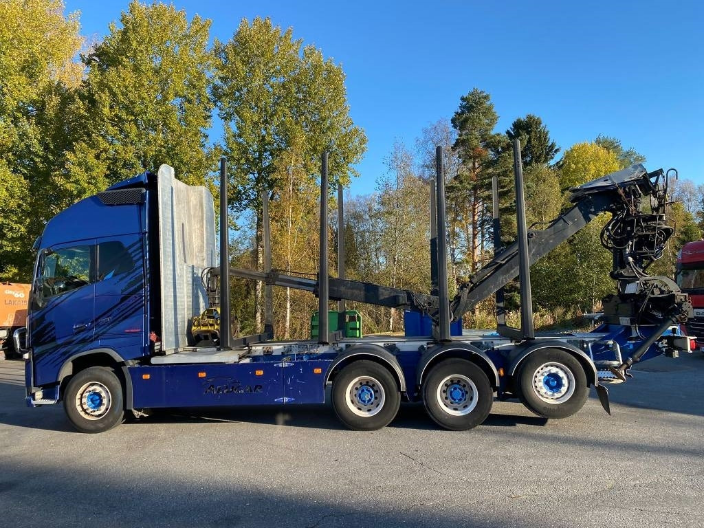 Volvo FH 16 - Nákladné vozidlo na prepravu dreva: obrázok 4 Volvo FH 16 - Nákladné vozidlo na prepravu dreva: obrázok 4