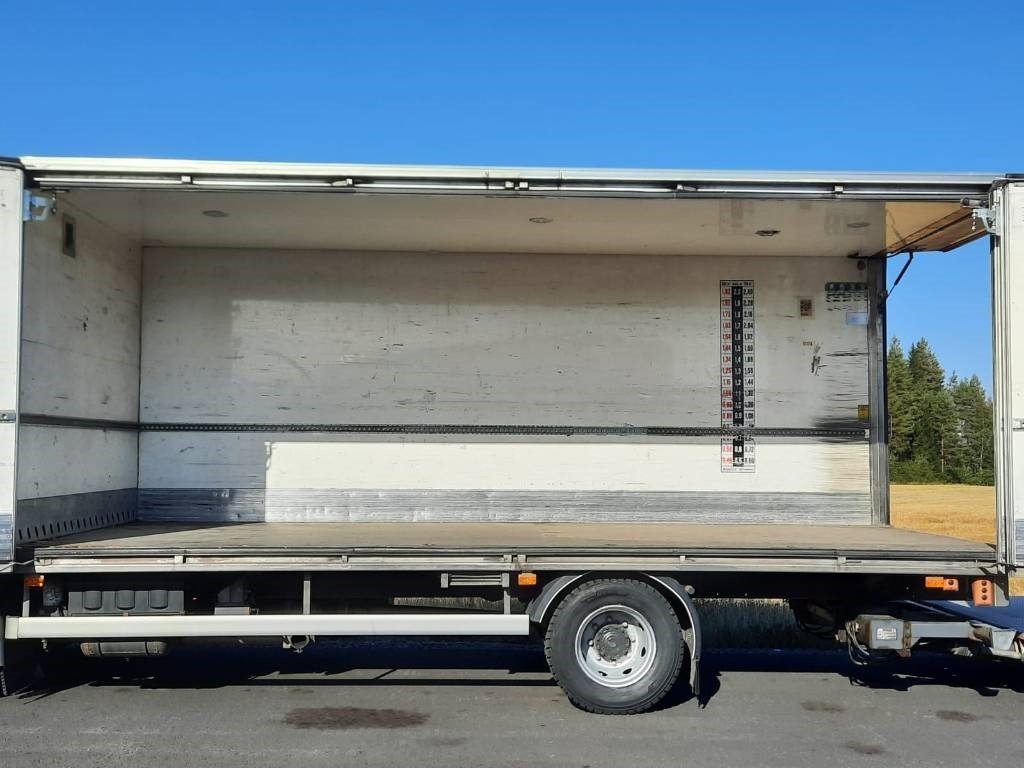 Volvo FL 240 - Skříňový nákladní auto: obrázok 5 Volvo FL 240 - Skříňový nákladní auto: obrázok 5