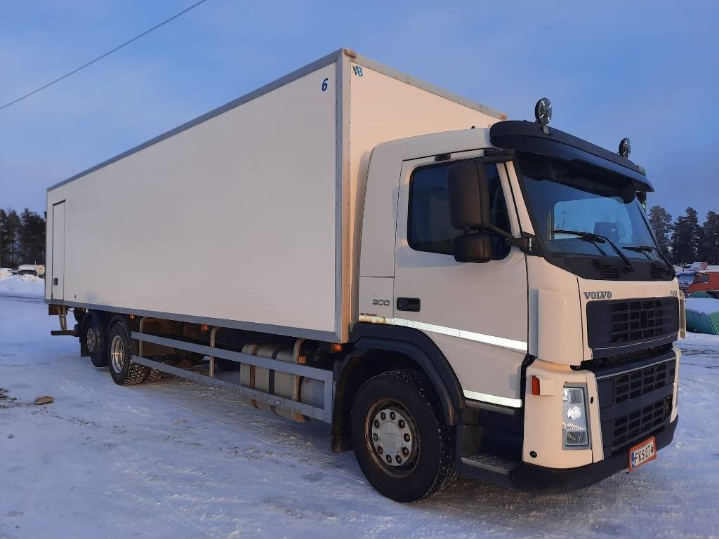 Volvo FM 9 300 - Skříňový nákladní auto: obrázok 2 Volvo FM 9 300 - Skříňový nákladní auto: obrázok 2