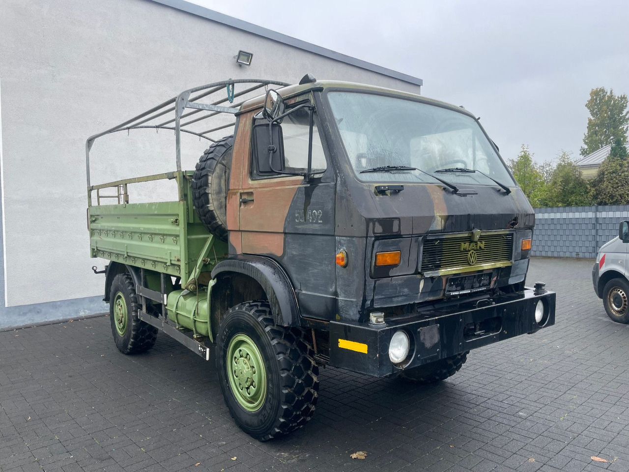 MAN 8.136 4X4 - Dodávka valník: obrázok 1 MAN 8.136 4X4 - Dodávka valník: obrázok 1