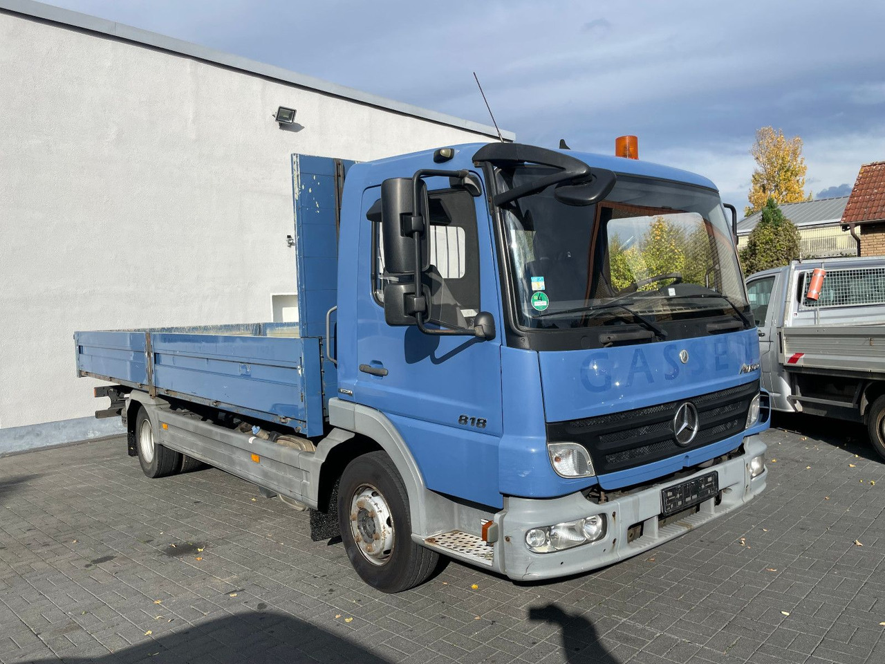 Mercedes-Benz Atego 818 Pritsche Euro 5 - Dodávka valník: obrázok 1 Mercedes-Benz Atego 818 Pritsche Euro 5 - Dodávka valník: obrázok 1