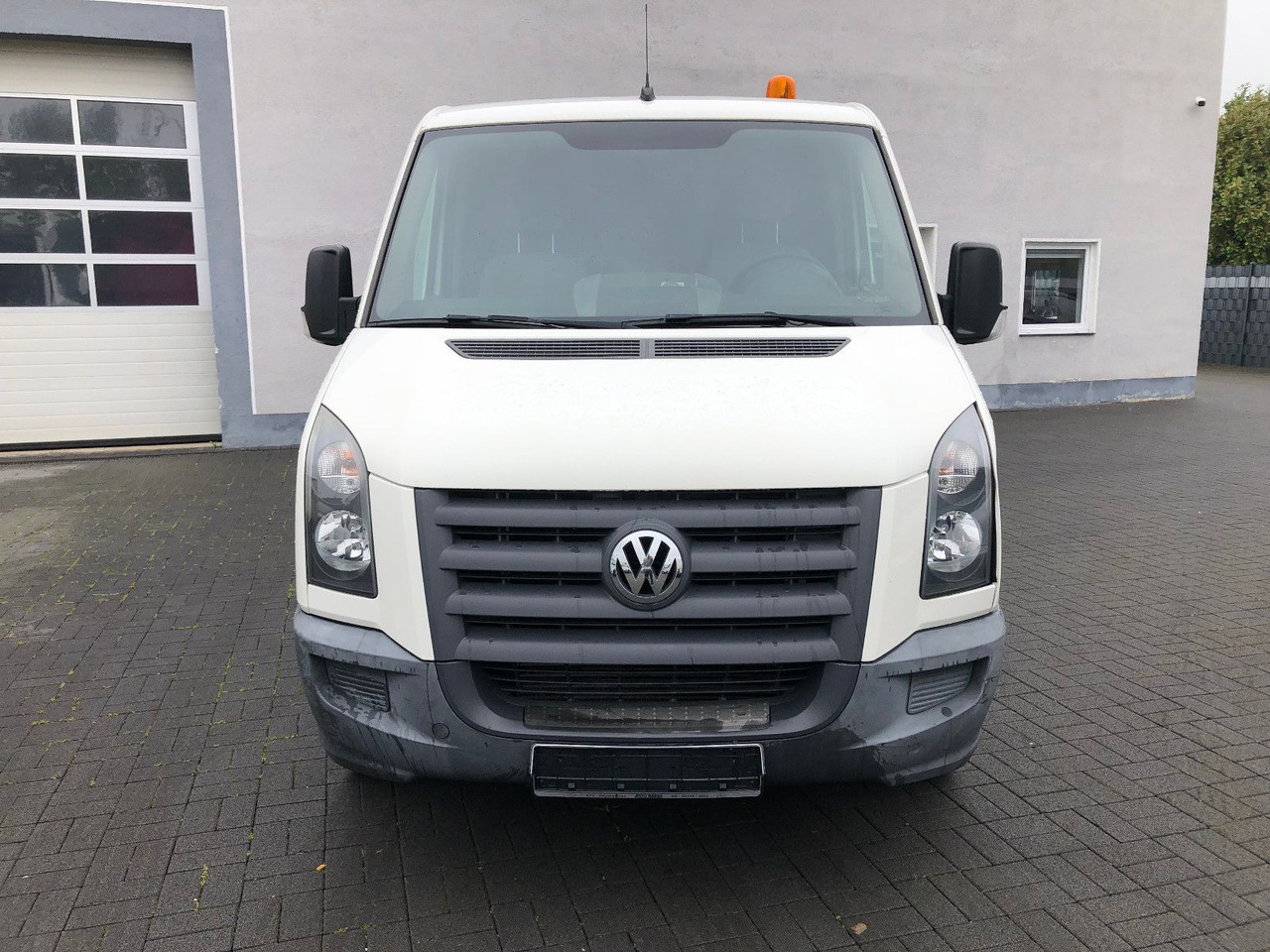 Volkswagen Crafter 2.5 TDI mittel L2H1 - Malá dodávka: obrázok 5 Volkswagen Crafter 2.5 TDI mittel L2H1 - Malá dodávka: obrázok 5