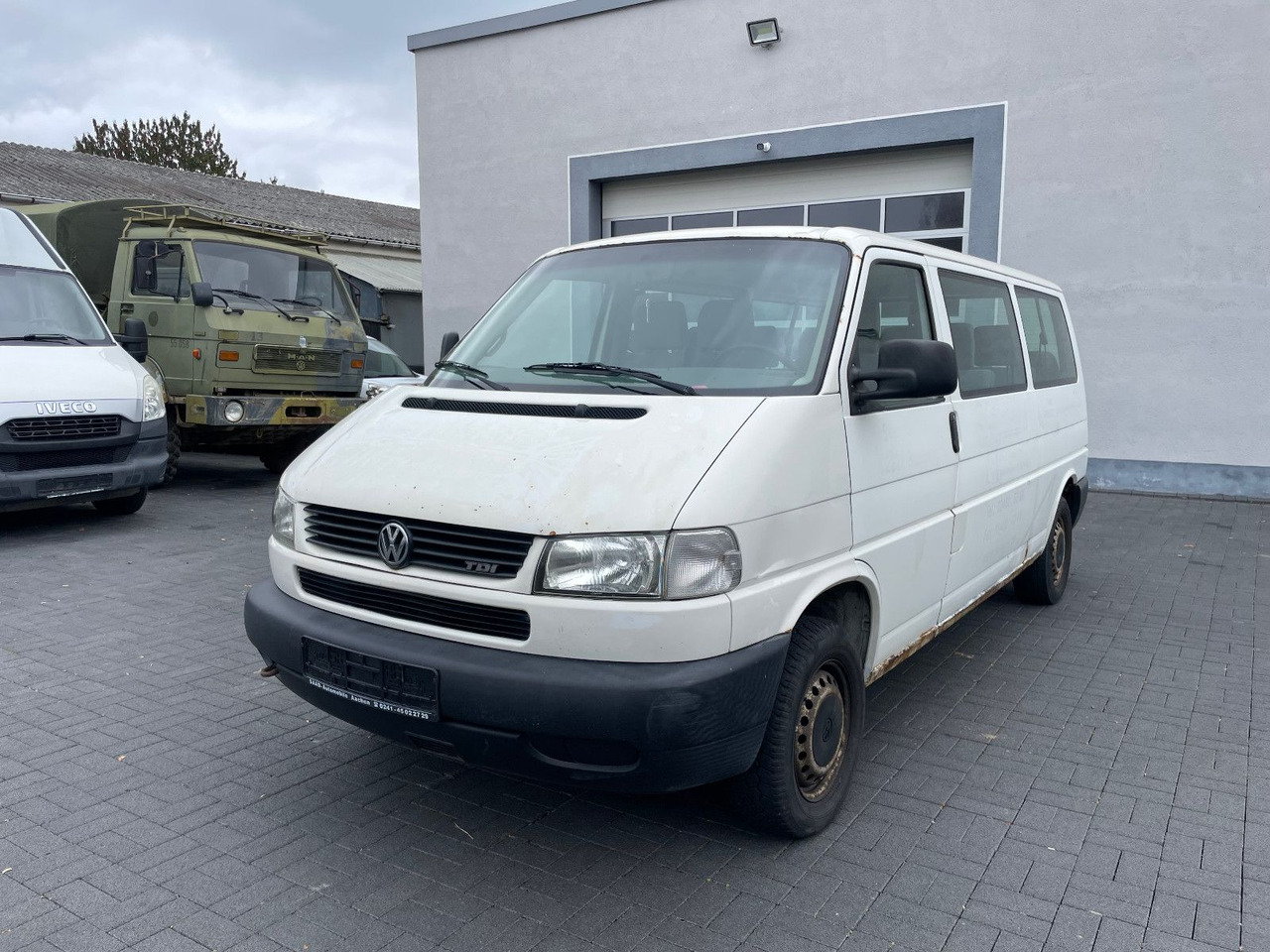 Volkswagen T4 Caravelle 2,5 TDI 75kW syncro lang, 9-Sitzer - Mikrobus: obrázok 3 Volkswagen T4 Caravelle 2,5 TDI 75kW syncro lang, 9-Sitzer - Mikrobus: obrázok 3