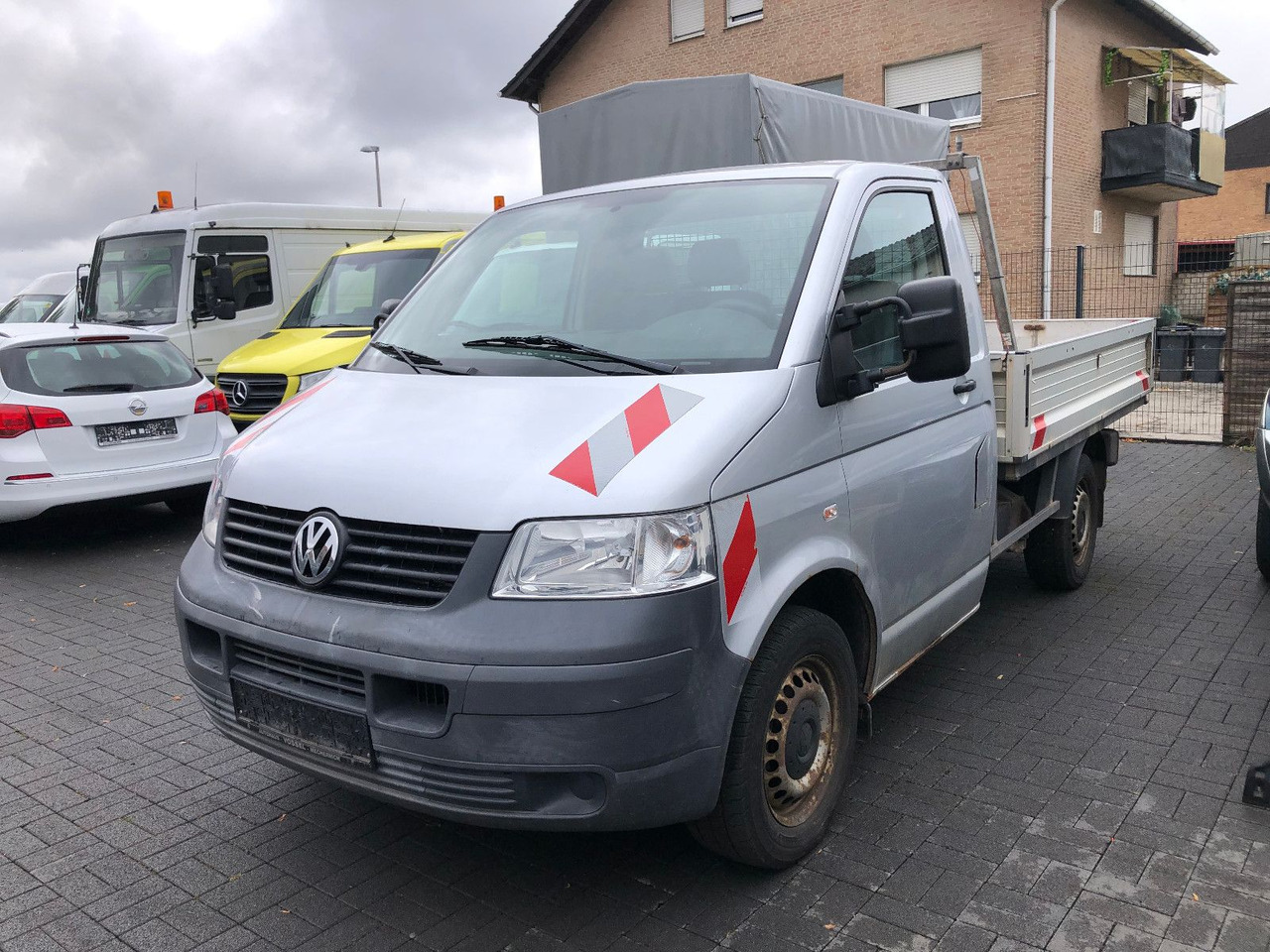 Volkswagen T5 1.9 TDI Transporter Pritsche - Dodávka valník: obrázok 1 Volkswagen T5 1.9 TDI Transporter Pritsche - Dodávka valník: obrázok 1