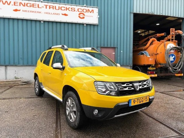 Dacia Duster 1.5DCI 4x4 MINI MPV (6 GEARS MANUAL GEARBOX / AIRCONDITIONING / CRUISE CONTROL / ETC.) - Automobil: obrázok 2 Dacia Duster 1.5DCI 4x4 MINI MPV (6 GEARS MANUAL GEARBOX / AIRCONDITIONING / CRUISE CONTROL / ETC.) - Automobil: obrázok 2