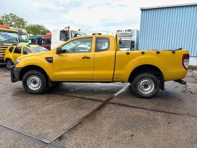 Ford Ranger 2.2TDCI 4x4 SUPERCAB PICK-UP (6 GEARS MANUAL GEARBOX / AIRCONDITIONING / ETC!!) RANGER 2.2TDCI 4x4 SUPERCAB PICK-UP - Pick-up: obrázok 5 Ford Ranger 2.2TDCI 4x4 SUPERCAB PICK-UP (6 GEARS MANUAL GEARBOX / AIRCONDITIONING / ETC!!) RANGER 2.2TDCI 4x4 SUPERCAB PICK-UP - Pick-up: obrázok 5