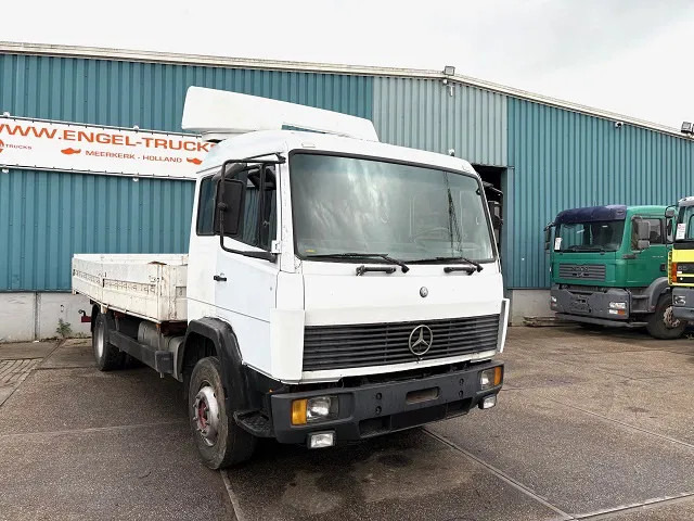 Mercedes-Benz 1117 K 6-CILINDER SLEEPERCAB (8 WHEEL NUTS / FULL STEEL SUSPENSION / MANUAL GEARBOX) - Valníkový/ Plošinový nákladný automobil: obrázok 2 Mercedes-Benz 1117 K 6-CILINDER SLEEPERCAB (8 WHEEL NUTS / FULL STEEL SUSPENSION / MANUAL GEARBOX) - Valníkový/ Plošinový nákladný automobil: obrázok 2