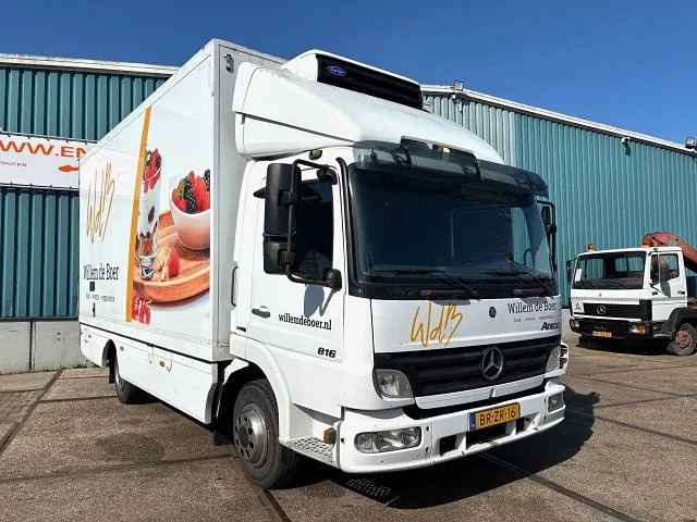 Mercedes-Benz Atego 816 L 4x2 ORIGINAL DUTCH COOLER TRUCK WITH CARRIER XARIOS 600D/E (MANUAL GEARBOX / AIRCONDITIONING / 2.000 KG. TAILLIFT) - Chladirenské nákladné vozidlo: obrázok 2 Mercedes-Benz Atego 816 L 4x2 ORIGINAL DUTCH COOLER TRUCK WITH CARRIER XARIOS 600D/E (MANUAL GEARBOX / AIRCONDITIONING / 2.000 KG. TAILLIFT) - Chladirenské nákladné vozidlo: obrázok 2