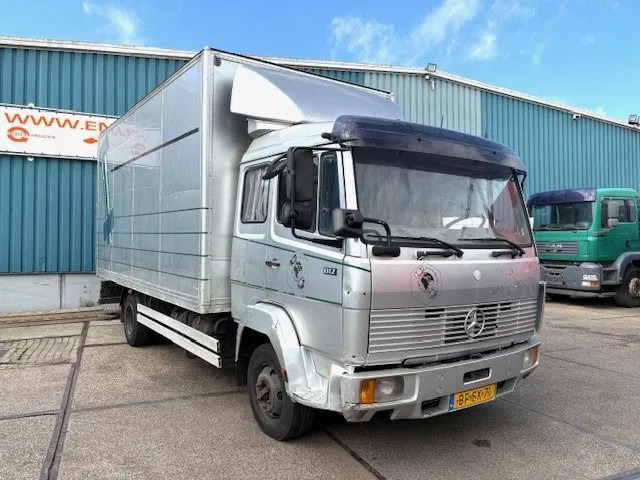 Mercedes-Benz LK 817 (6-CILINDER) ORIGINAL DUTCH TRUCK WITH CLOSED BOX (MANUAL GEARBOX / FULL STEEL SUSPENSION) - Skříňový nákladní auto: obrázok 2 Mercedes-Benz LK 817 (6-CILINDER) ORIGINAL DUTCH TRUCK WITH CLOSED BOX (MANUAL GEARBOX / FULL STEEL SUSPENSION) - Skříňový nákladní auto: obrázok 2