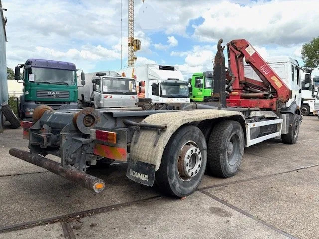 Mercedes-Benz SK 2527 6x2 HOOK-ARM SYSTEM WITH HMF CRANE (V6 ENGINE / ZF MANUAL GEARBOX / REDUCTION AXLE / STEEL SUSPENSION / P.T.O.) - Hákový nosič kontajnerov, Auto s hydraulickou rukou: obrázok 3 Mercedes-Benz SK 2527 6x2 HOOK-ARM SYSTEM WITH HMF CRANE (V6 ENGINE / ZF MANUAL GEARBOX / REDUCTION AXLE / STEEL SUSPENSION / P.T.O.) - Hákový nosič kontajnerov, Auto s hydraulickou rukou: obrázok 3