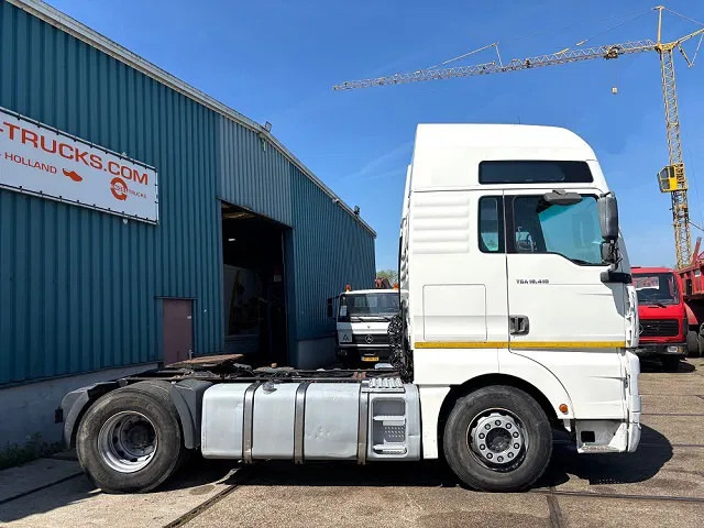 MAN TGA 18.410 FLS XXL (6-CILINDER HEADS / ZF16 MANUAL GEARBOX / ZF-INTARDER / HYDRAULIC KIT / P.T.O. / AIRCONDITIONING) - Ťahač: obrázok 4 MAN TGA 18.410 FLS XXL (6-CILINDER HEADS / ZF16 MANUAL GEARBOX / ZF-INTARDER / HYDRAULIC KIT / P.T.O. / AIRCONDITIONING) - Ťahač: obrázok 4