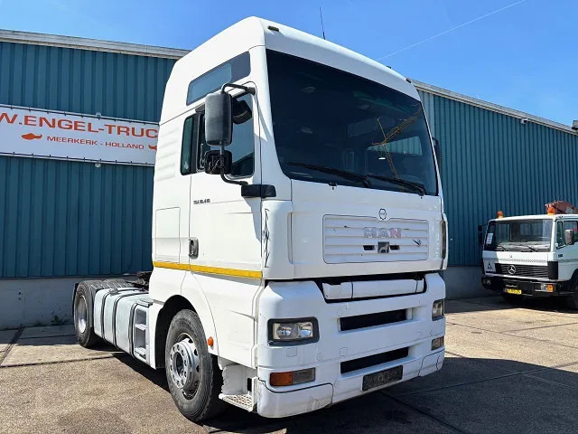 MAN TGA 18.410 FLS XXL (6-CILINDER HEADS / ZF16 MANUAL GEARBOX / ZF-INTARDER / HYDRAULIC KIT / P.T.O. / AIRCONDITIONING) - Ťahač: obrázok 2 MAN TGA 18.410 FLS XXL (6-CILINDER HEADS / ZF16 MANUAL GEARBOX / ZF-INTARDER / HYDRAULIC KIT / P.T.O. / AIRCONDITIONING) - Ťahač: obrázok 2