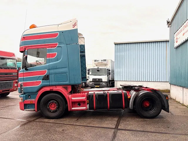 Scania R164-580 V8 TOPLINE COLLECTORS ITEM!! / APK 10-2026!! (12+2 MANUAL GEARBOX / RETARDER / AIRCONDITIONING / 2x TANK / ETC.) - Ťahač: obrázok 5 Scania R164-580 V8 TOPLINE COLLECTORS ITEM!! / APK 10-2026!! (12+2 MANUAL GEARBOX / RETARDER / AIRCONDITIONING / 2x TANK / ETC.) - Ťahač: obrázok 5