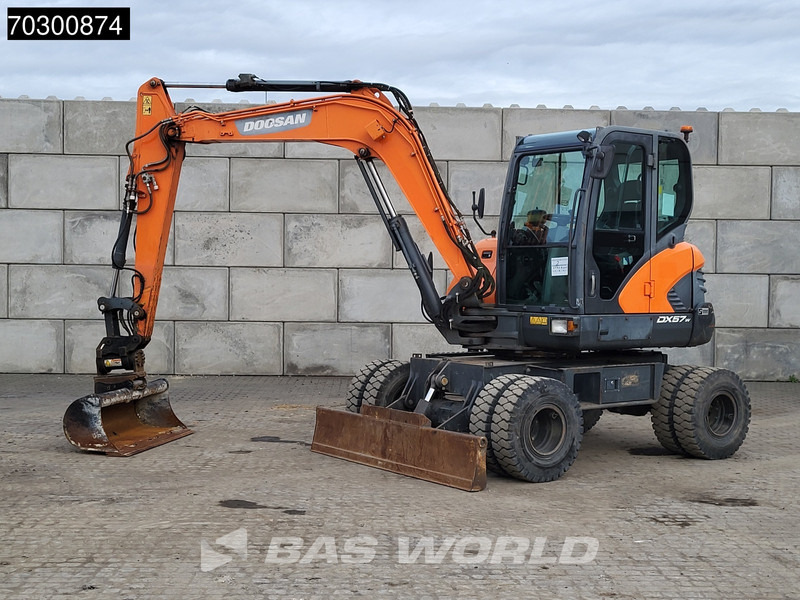 Doosan DX57 W-5 A/C - 3 Buckets - Kolesové rýpadlo: obrázok 3 Doosan DX57 W-5 A/C - 3 Buckets - Kolesové rýpadlo: obrázok 3