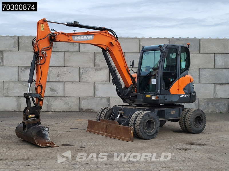 Doosan DX57 W-5 A/C - 3 Buckets - Kolesové rýpadlo: obrázok 2 Doosan DX57 W-5 A/C - 3 Buckets - Kolesové rýpadlo: obrázok 2