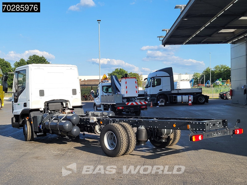 Iveco 120-210L 4X2 NEW 12tons chassis! CNG Engine Manual TELMA Retarder Euro 6 - Podvozek s kabinou: obrázok 2 Iveco 120-210L 4X2 NEW 12tons chassis! CNG Engine Manual TELMA Retarder Euro 6 - Podvozek s kabinou: obrázok 2
