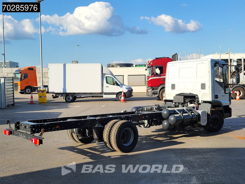 Iveco 120-210L 4X2 NEW 12tons chassis! CNG Engine Manual TELMA Retarder Euro 6 - Podvozek s kabinou: obrázok 5 Iveco 120-210L 4X2 NEW 12tons chassis! CNG Engine Manual TELMA Retarder Euro 6 - Podvozek s kabinou: obrázok 5