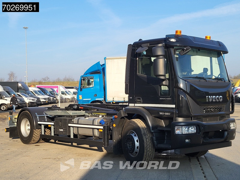 Iveco Eurocargo 180E320 4X2 NEW! 14tons Hiab Multilift ULT14S51 ACC Euro 6 - Hákový nosič kontajnerov: obrázok 5 Iveco Eurocargo 180E320 4X2 NEW! 14tons Hiab Multilift ULT14S51 ACC Euro 6 - Hákový nosič kontajnerov: obrázok 5