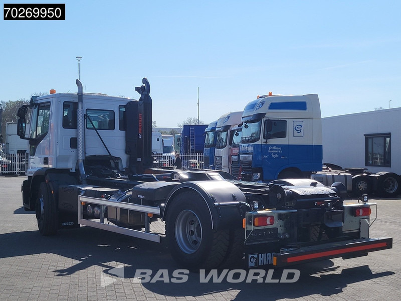 Iveco Eurocargo 180E320 4X2 NEW! 14tons Hiab Multilift ULT14S51 ACC Euro 6 - Hákový nosič kontajnerov: obrázok 2 Iveco Eurocargo 180E320 4X2 NEW! 14tons Hiab Multilift ULT14S51 ACC Euro 6 - Hákový nosič kontajnerov: obrázok 2