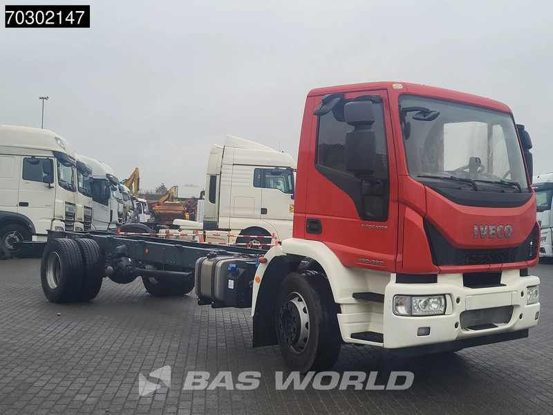 Iveco Eurocargo 180E320 4X2 NEW! 18T chassis 2017 production Euro 6 - Podvozek s kabinou: obrázok 3 Iveco Eurocargo 180E320 4X2 NEW! 18T chassis 2017 production Euro 6 - Podvozek s kabinou: obrázok 3
