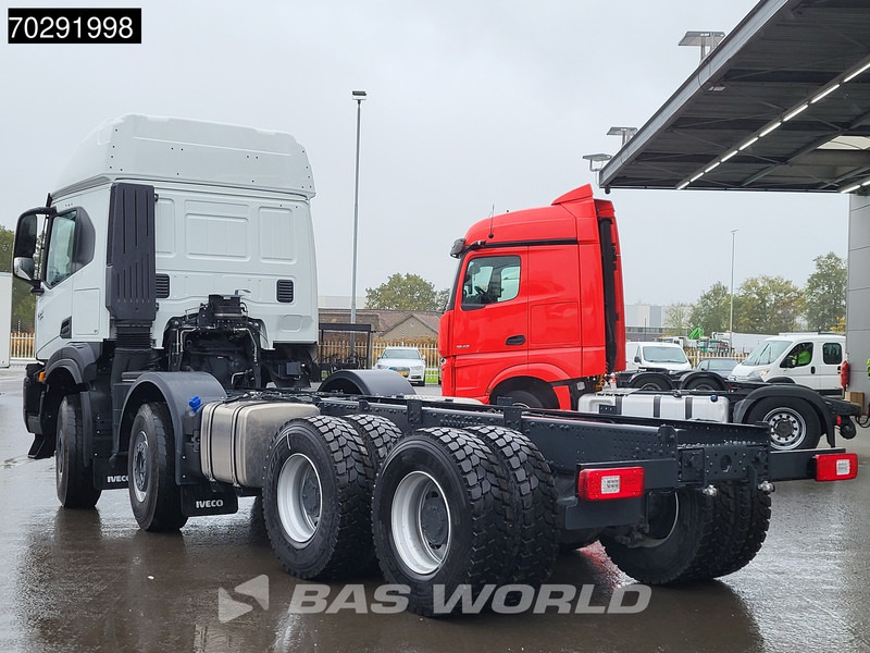 Iveco T-Way 510 8X4 NEW! Retarder Steelsuspension Big-Axle LED Euro 6 - Podvozek s kabinou: obrázok 2 Iveco T-Way 510 8X4 NEW! Retarder Steelsuspension Big-Axle LED Euro 6 - Podvozek s kabinou: obrázok 2