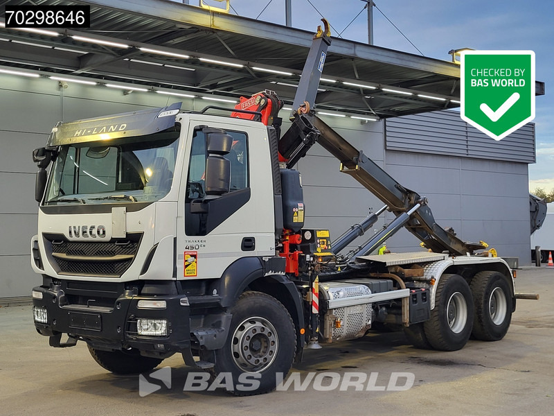 Iveco Trakker 450 6X4 Fassi F120B.2.22 Crane Marrel AL16S50 Retarder Big-axle Euro 6 - Hákový nosič kontajnerov, Auto s hydraulickou rukou: obrázok 1 Iveco Trakker 450 6X4 Fassi F120B.2.22 Crane Marrel AL16S50 Retarder Big-axle Euro 6 - Hákový nosič kontajnerov, Auto s hydraulickou rukou: obrázok 1