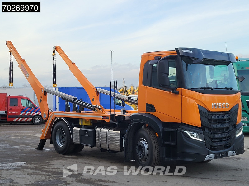 Iveco X-Way 360 4X2 NEW! HIAB 12tons skiploader Automatic Euro 6 - Ramenový nosič kontajnerov: obrázok 3 Iveco X-Way 360 4X2 NEW! HIAB 12tons skiploader Automatic Euro 6 - Ramenový nosič kontajnerov: obrázok 3