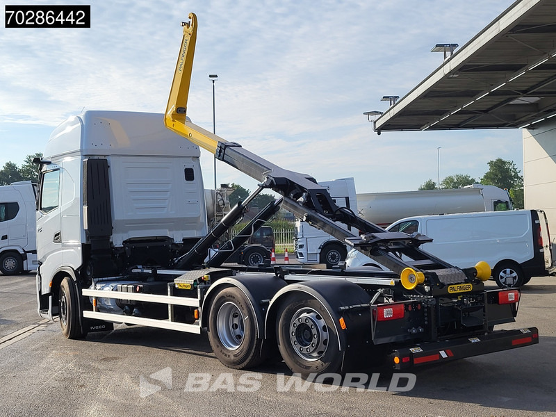 Iveco X-Way 580 6X2 NEW Palfinger PHT20SLD5 Hooklift Lift+steering Axle Automatic Navi ACC LED - Hákový nosič kontajnerov: obrázok 2 Iveco X-Way 580 6X2 NEW Palfinger PHT20SLD5 Hooklift Lift+steering Axle Automatic Navi ACC LED - Hákový nosič kontajnerov: obrázok 2