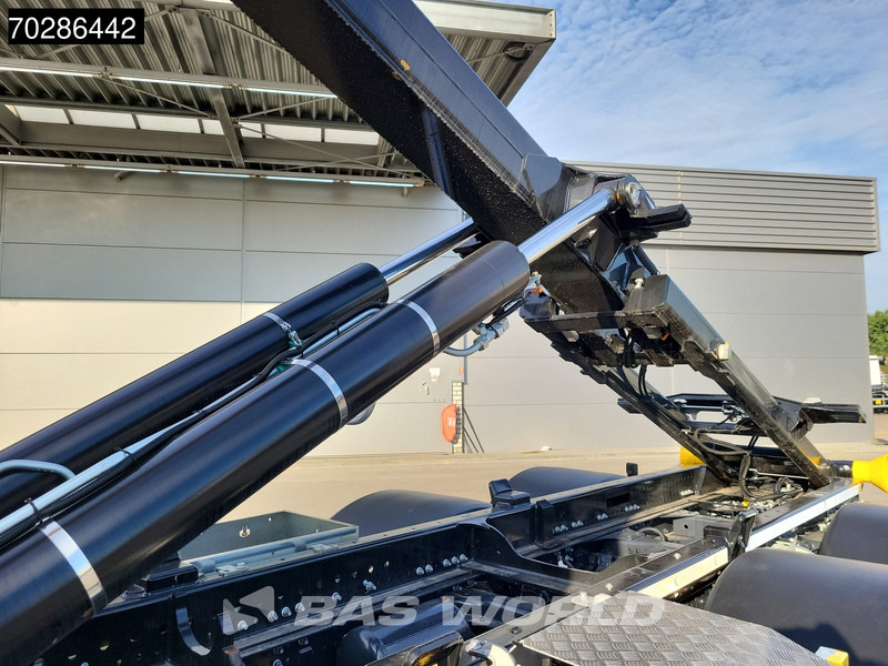 Iveco X-Way 580 6X2 NEW Palfinger PHT20SLD5 Hooklift Lift+steering Axle Automatic Navi ACC LED - Hákový nosič kontajnerov: obrázok 3 Iveco X-Way 580 6X2 NEW Palfinger PHT20SLD5 Hooklift Lift+steering Axle Automatic Navi ACC LED - Hákový nosič kontajnerov: obrázok 3