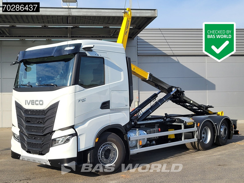 Iveco X-Way 580 6X2 Palfinger PHT20SLD5 Hooklift Lift+steering Axle Automatic Navi ACC LED Euro 6 - Hákový nosič kontajnerov: obrázok 1 Iveco X-Way 580 6X2 Palfinger PHT20SLD5 Hooklift Lift+steering Axle Automatic Navi ACC LED Euro 6 - Hákový nosič kontajnerov: obrázok 1